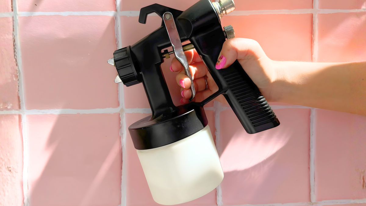 How to Clean and Maintain Your Spray Tan Machine (Professional Guide for Spray Tan Artists)