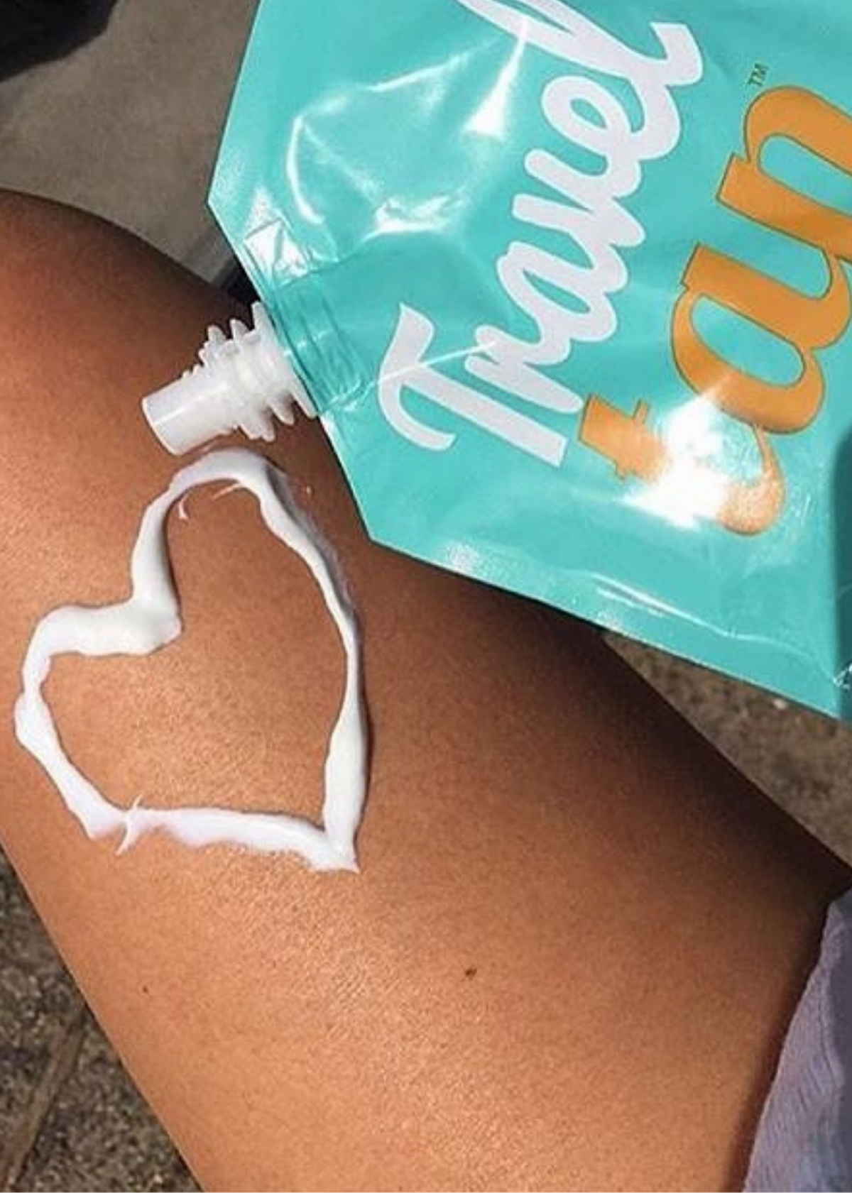 Travel Tan - Gradual Tanning Moisturiser with Sunscreen